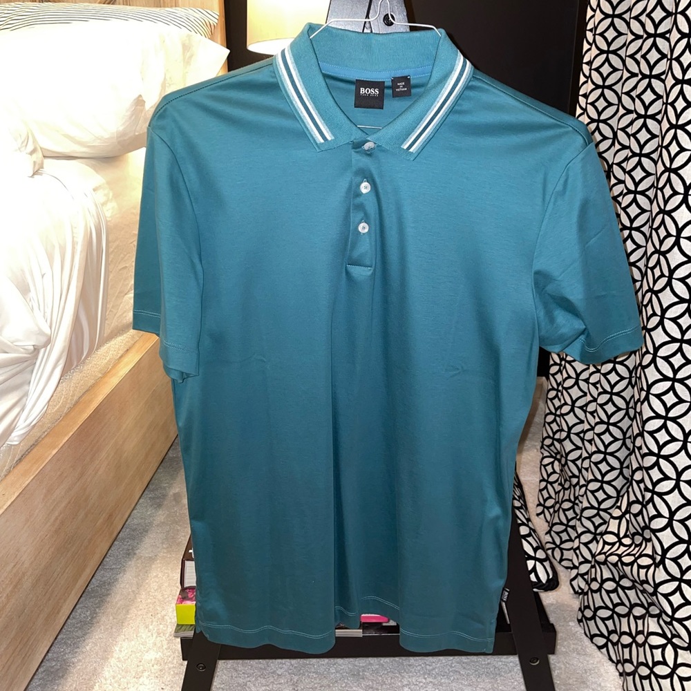 Mens small Hugo Boss collared shirt